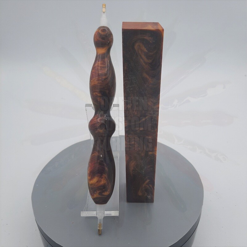 House Colors Red and Gold Limited Edition - Handcrafted Custom Diamond Painting Pen