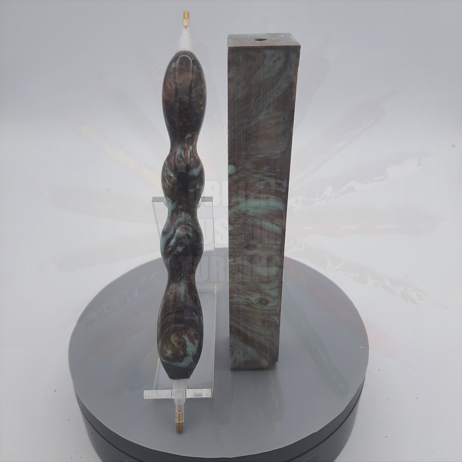 Chocolate Mint Lava Lamp - Handcrafted Custom Diamond Painting Pen