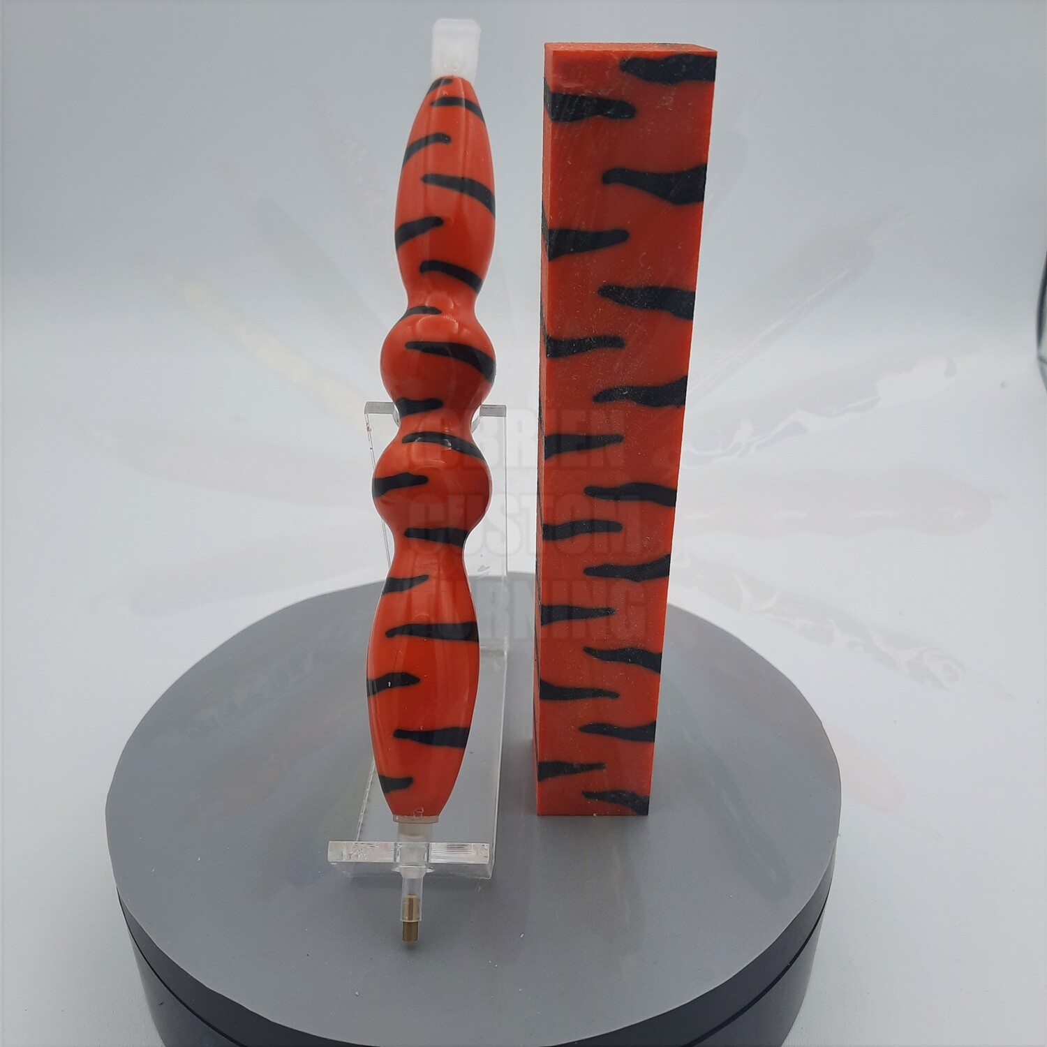 Orange Tiger - Handcrafted Custom Diamond Painting Pen