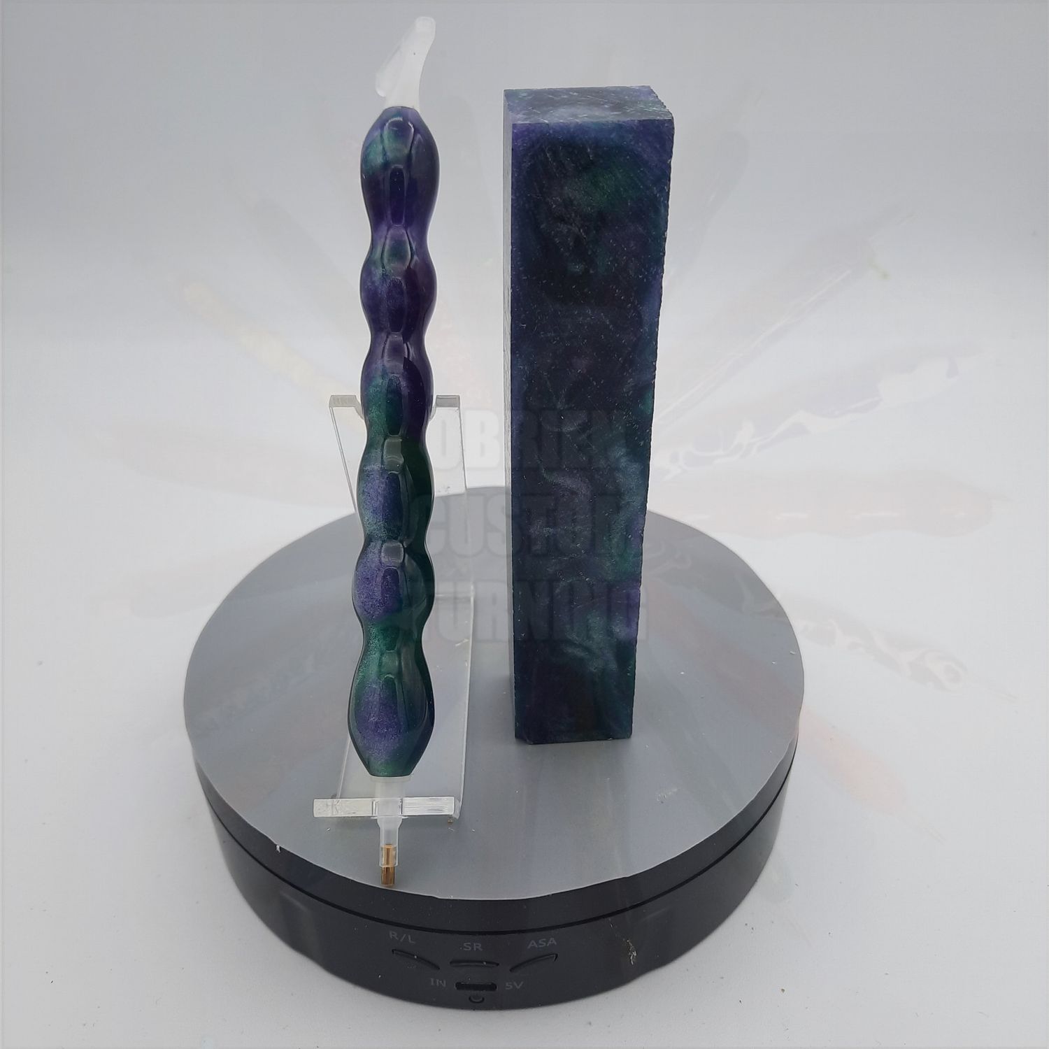 Grape Vines Rhino - Handcrafted Custom Diamond Painting Pen