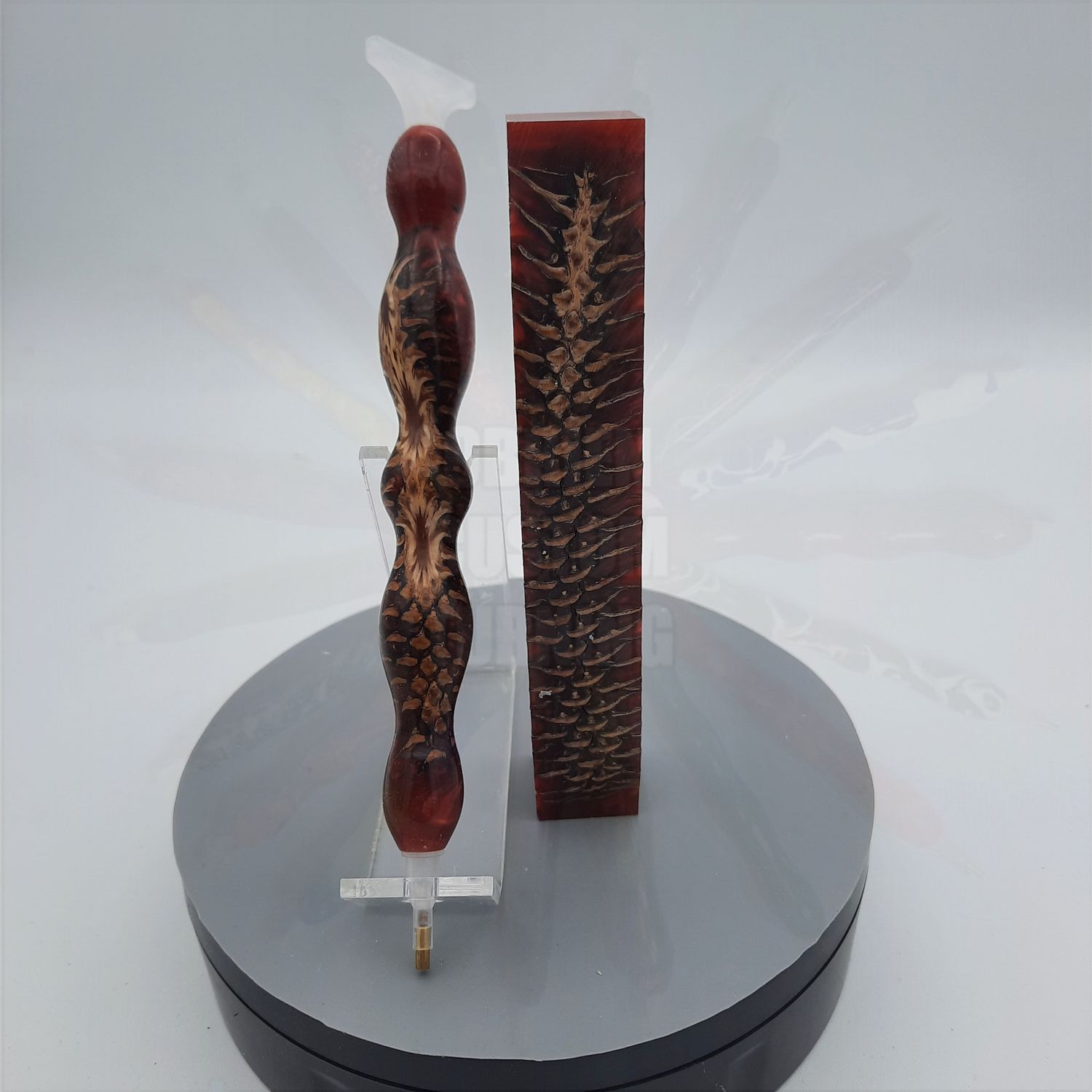 Red Velvet pine cone - Handcrafted Custom Diamond Painting Pen