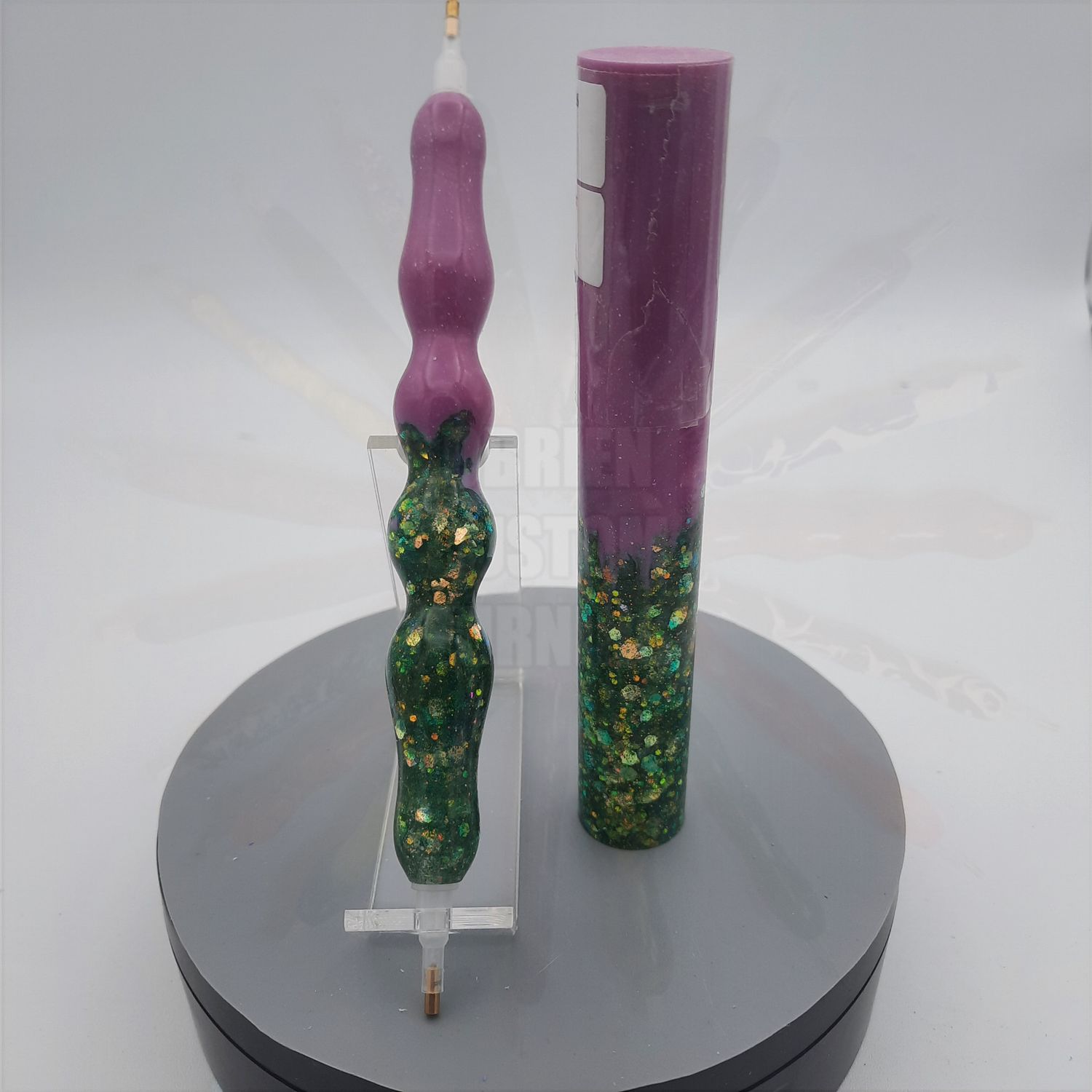 Solid Mutations Lilac / Green Acres Glitter - Handcrafted Custom Diamond Painting Pen