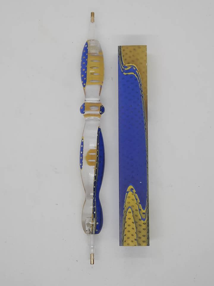 Surfboard Mesh - Handcrafted Custom Diamond Painting Pen
