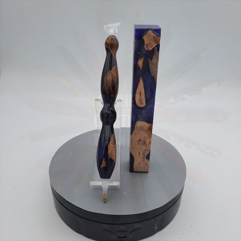 Purple Grapevine - Handcrafted Custom Diamond Painting Pen