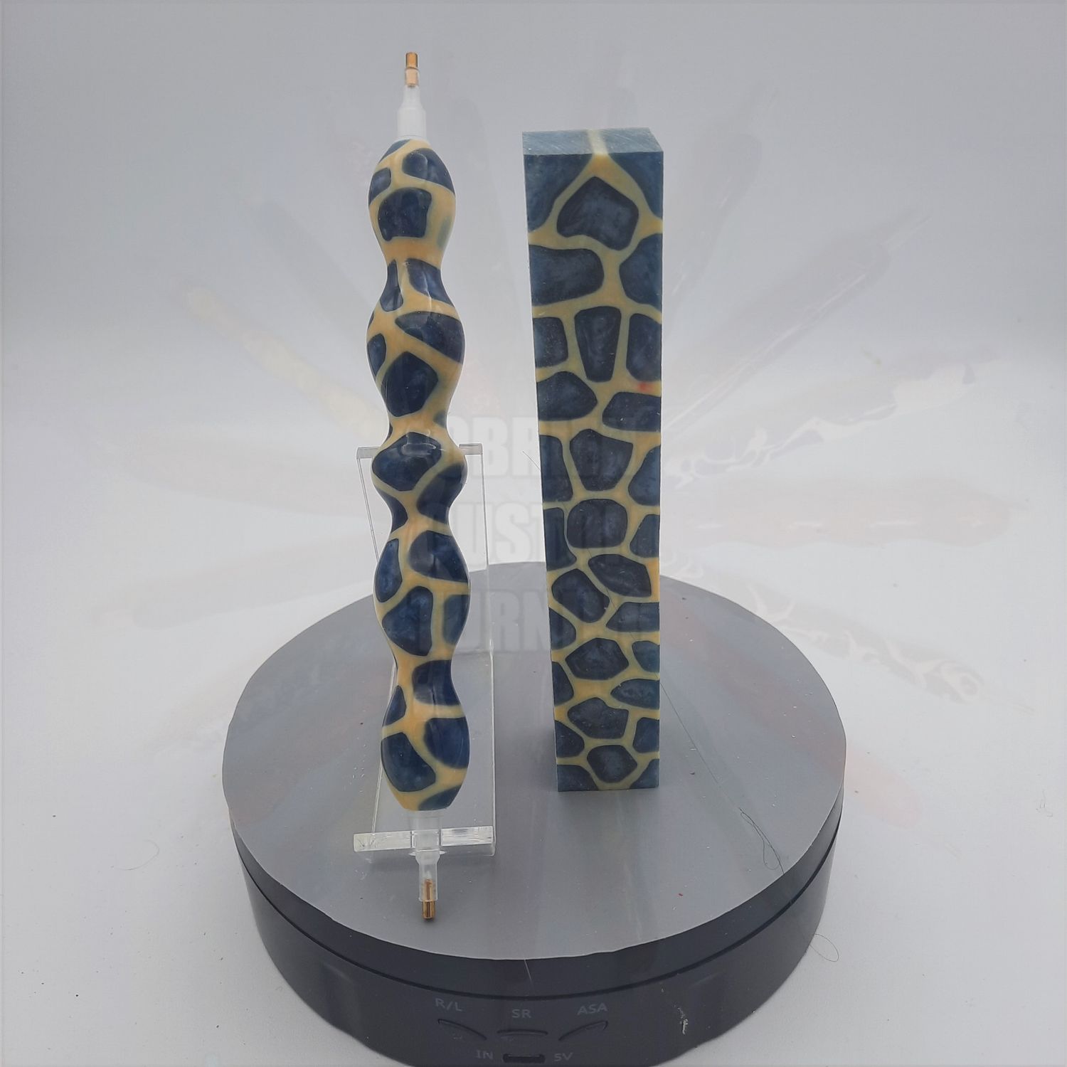 Steel Blue Giraffe - Handcrafted Custom Diamond Painting Pen