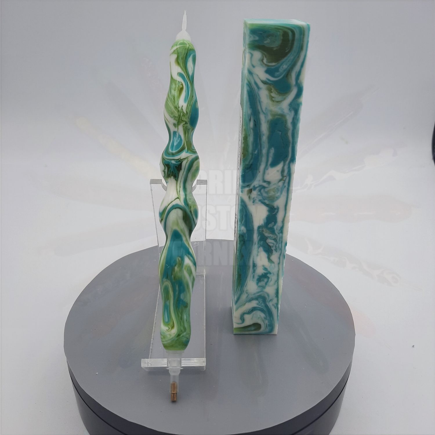 Eerie Amber Ghost - Handcrafted Custom Diamond Painting Pen