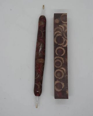 Acorn Caps in Red - Handcrafted Custom Diamond Painting Pen