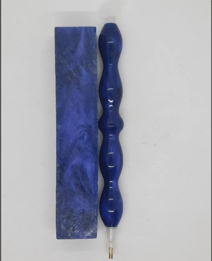 Blueberry Picking Rhino - Handcrafted Custom Diamond Painting Pen