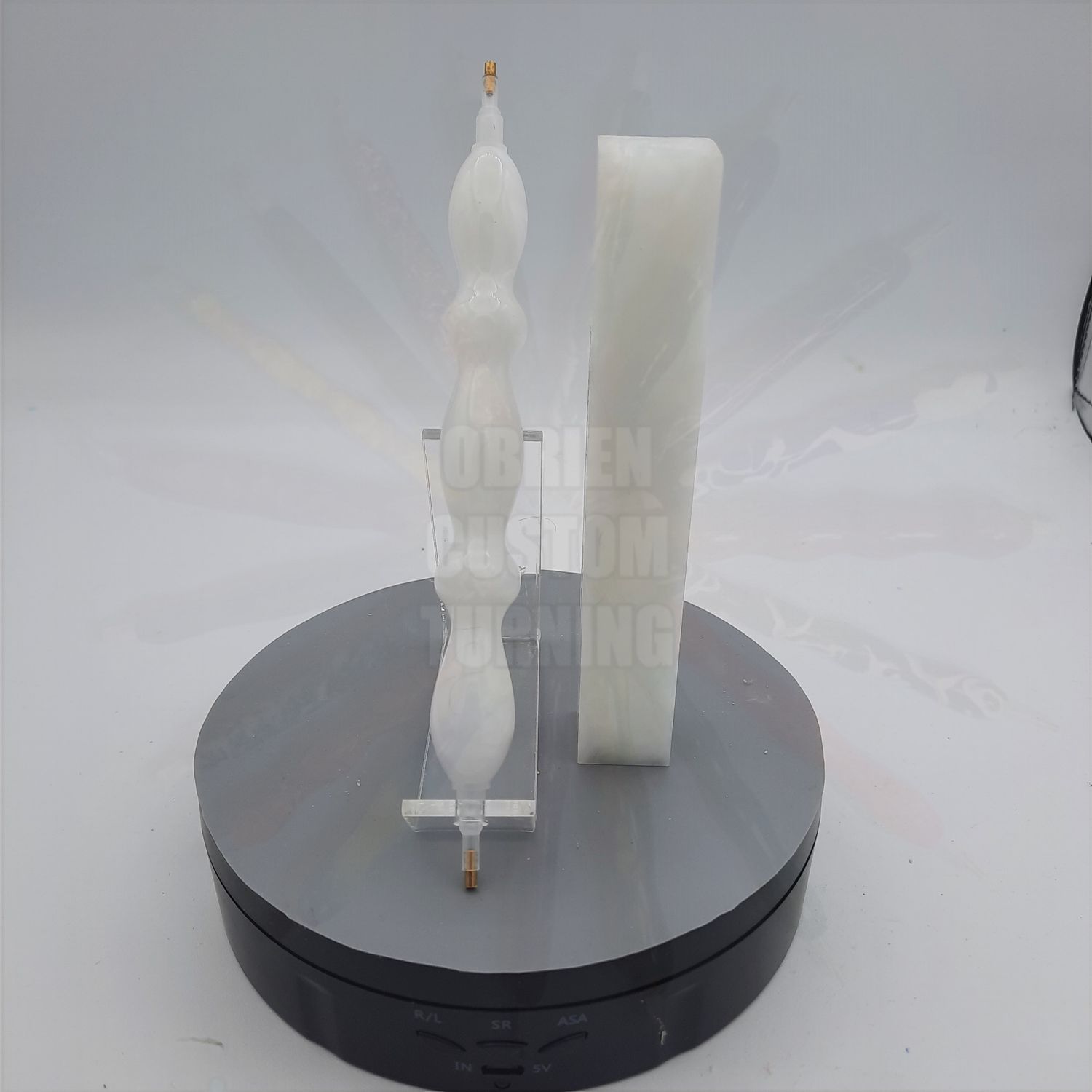 Arctic Shimmer - Handcrafted Custom Diamond Painting Pen