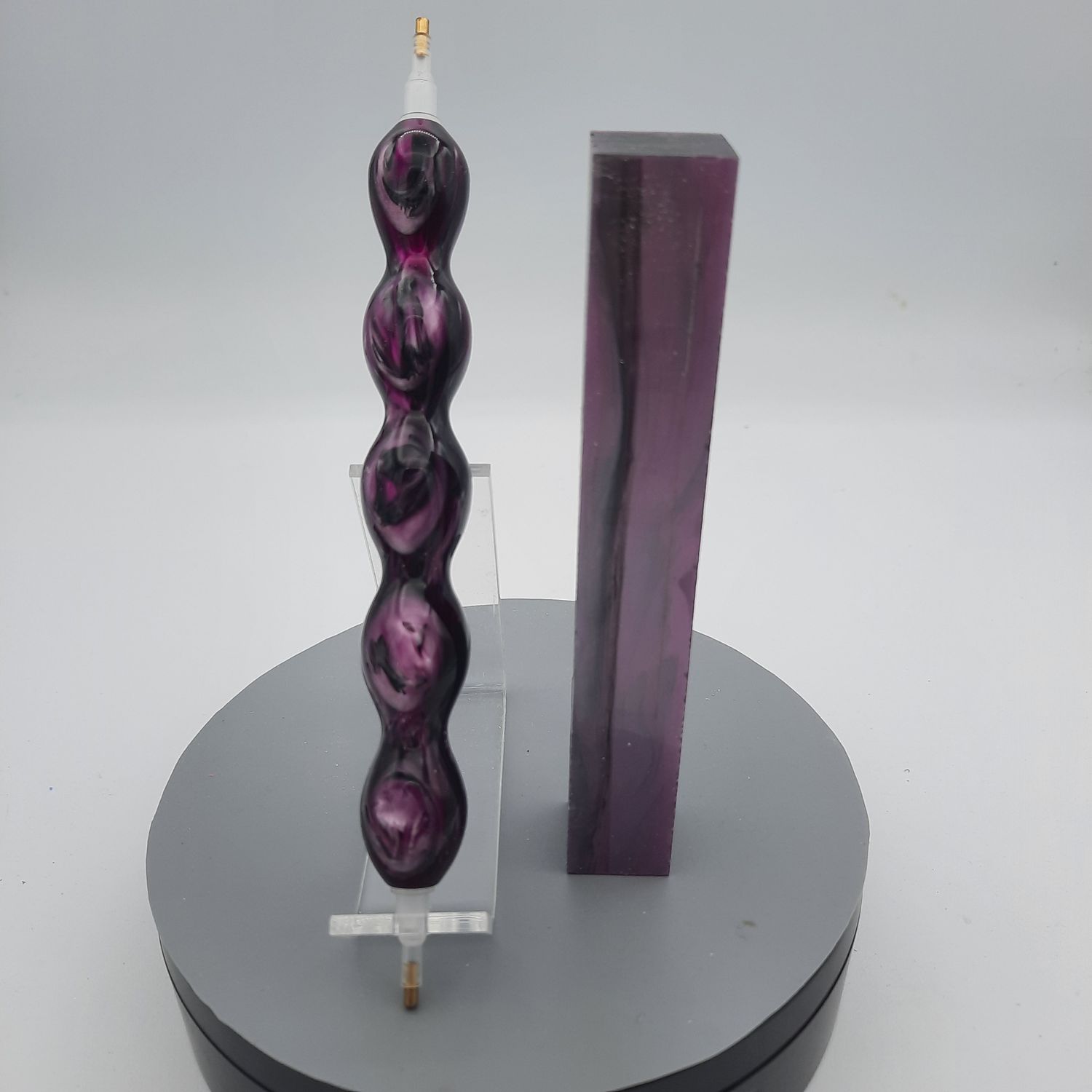 Magenta Bliss - Handcrafted Custom Diamond Painting Pen