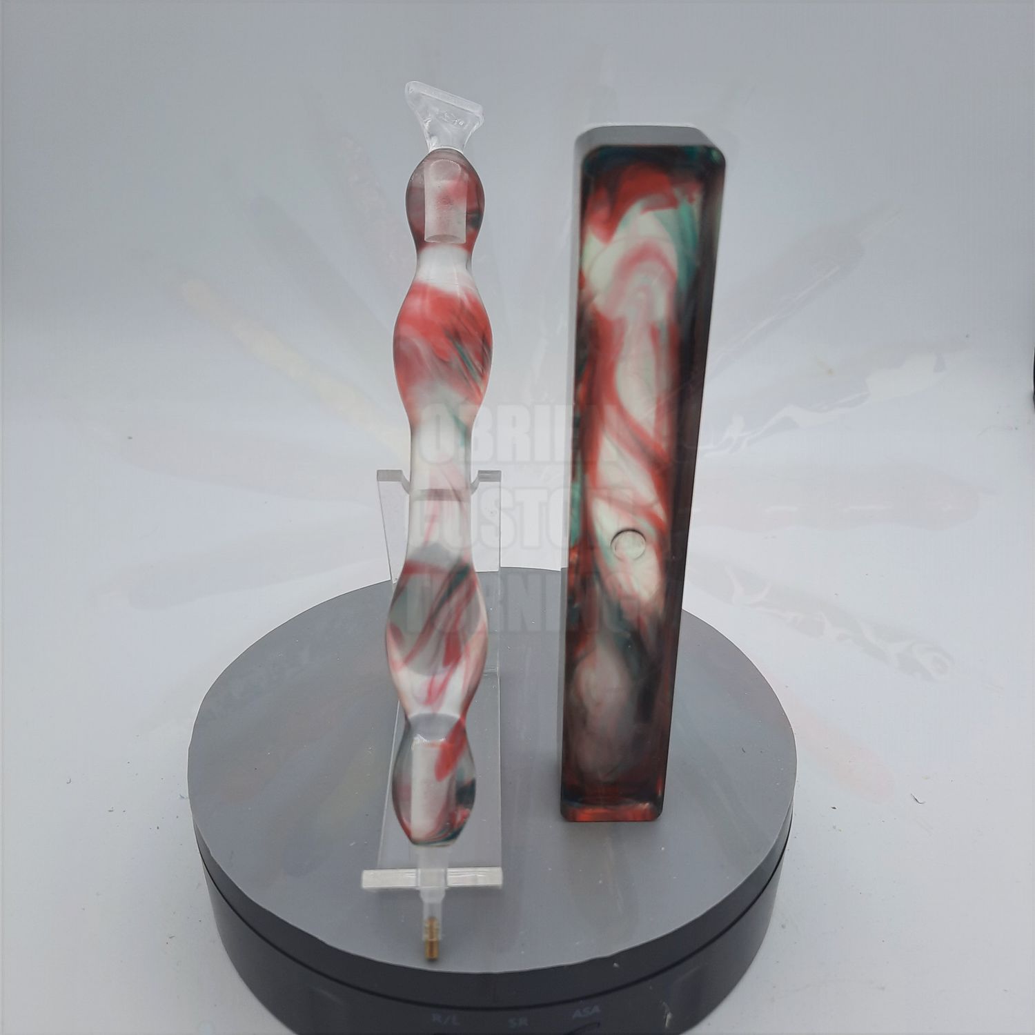Red, Green, Clear Resin - Handcrafted Custom Diamond Painting Pen