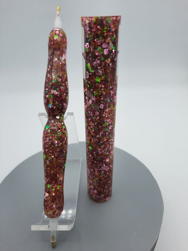 Strawberry Kiwi Glitter Plus - Handcrafted Custom Diamond Painting Pen