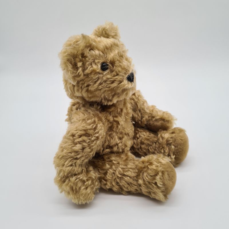 Hermann Sammler Teddybär in Goldbraun mit klassischem Nostalgie Charme