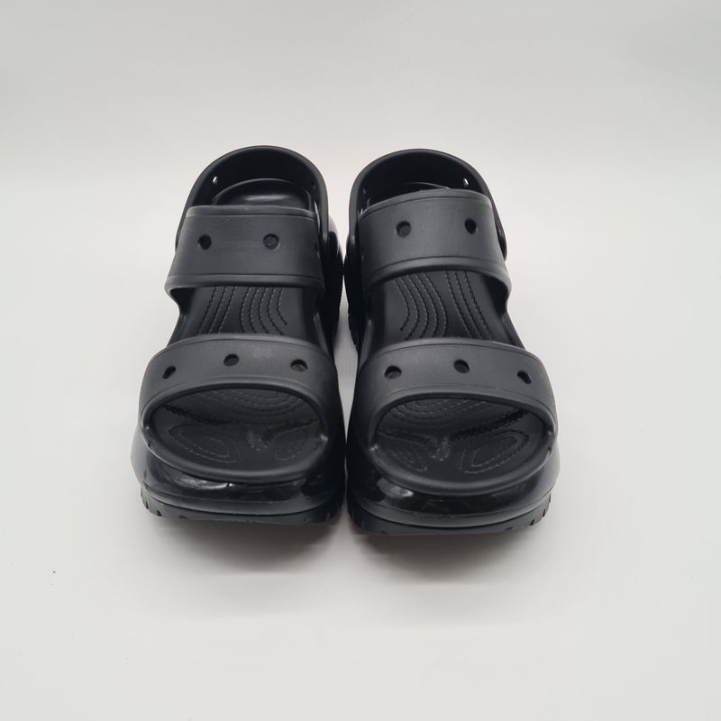 Crocs Classic Mega Crush Sandalen – Schwarze Plateau-Sandalen mit maximalem Style, Größe 10 (41-42)