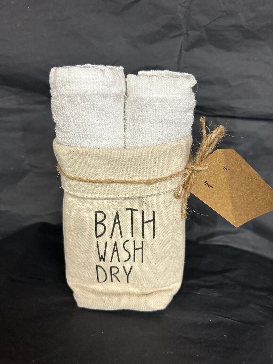 Bath set with 2 washcloths