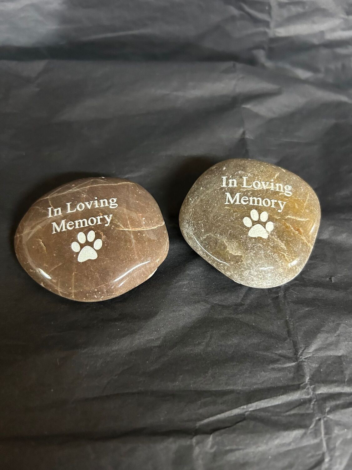 Grief Stone / paw print