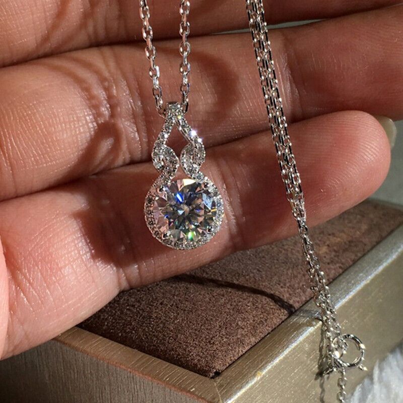 Round 925 Silver Cubic Zircon Necklace Pendant