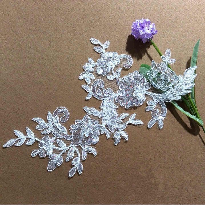 CHANTILLY LACE