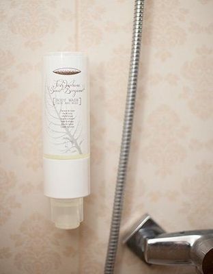 Tirolix - Distributore di gel doccia e shampoo 460 ml Botanika