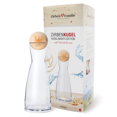 Caraffa con Sfera di cembro 1 litro Edizione Tirolese - Zirbenfamilie
