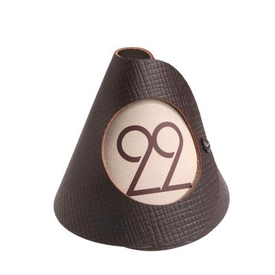 Dag Style - Segna tavolo Cone Chef 7 x 7,5 cm Marrone