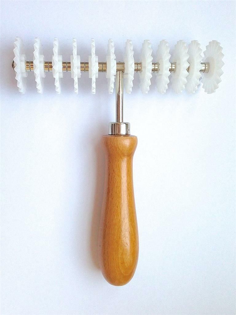 Rotella Tagliapasta 12 Lame Dentate 4 cm - Elettro Center