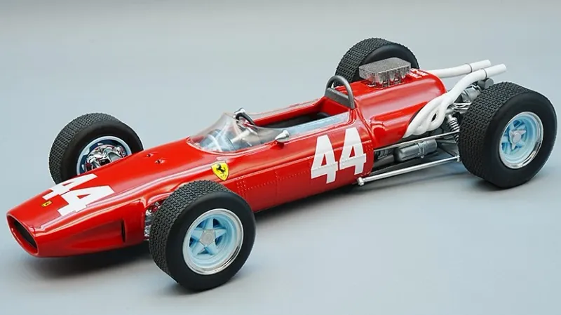 FERRARI 312 F1 N.6 WINN.MONZA GP. 1966 L.SCARFIOTTI C/VETR.E PILOTA 1:18