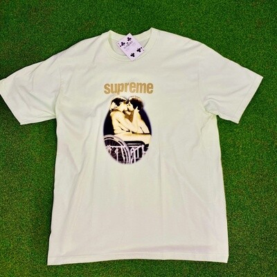 Supreme *Kissing Tee (Mint Green)