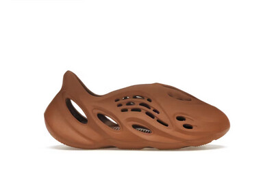 YEEZY Foam Runner Red Clay