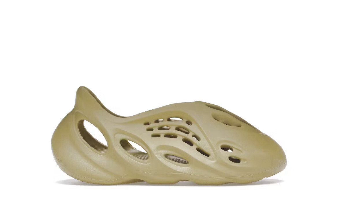 YEEZY Foam Runner Sulfur