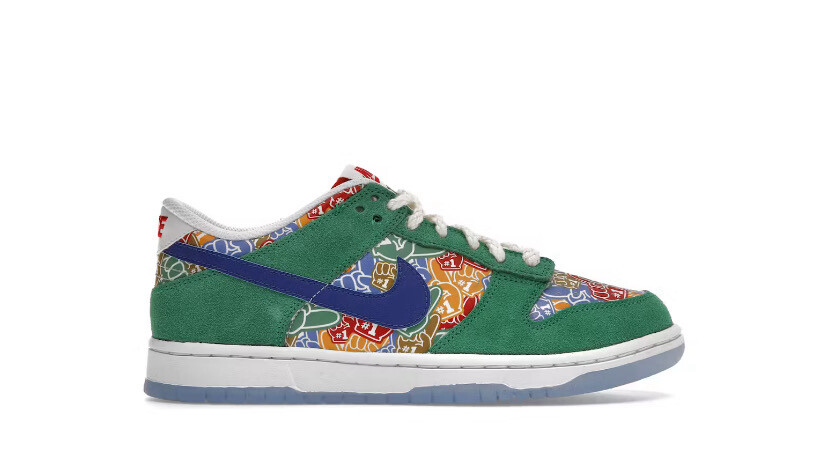 Nike Dunk Low Foam Finger