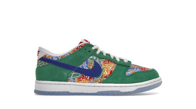 Nike Dunk Low Foam Finger