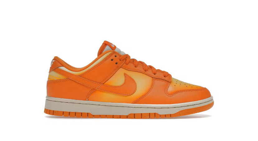 W Nike Dunk Low Magma Orange