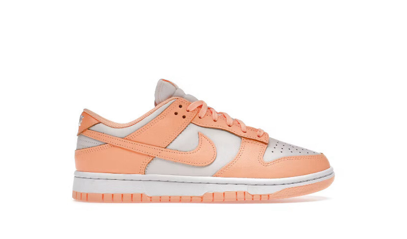 W Nike Dunk Low Peach Cream