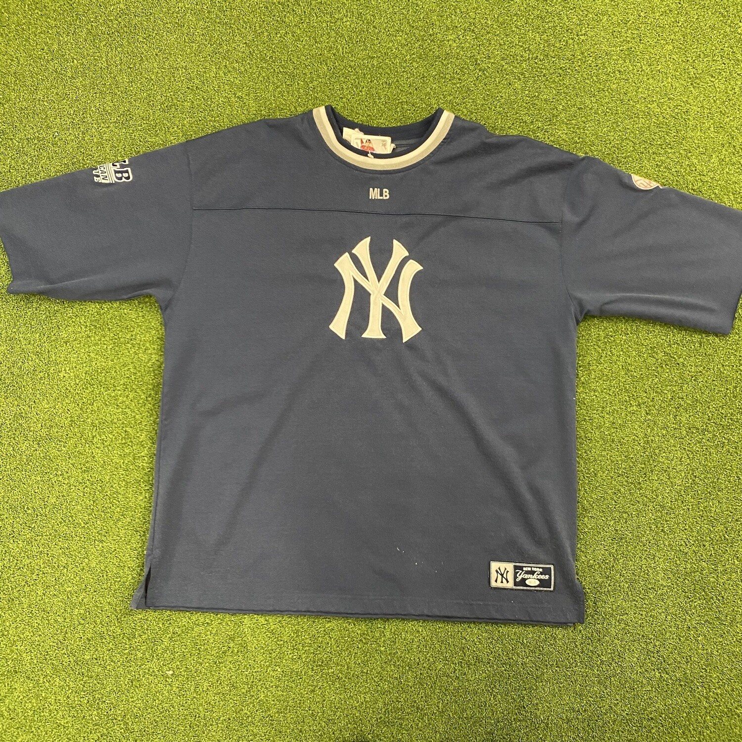 NY Yankees Cut Crewneck