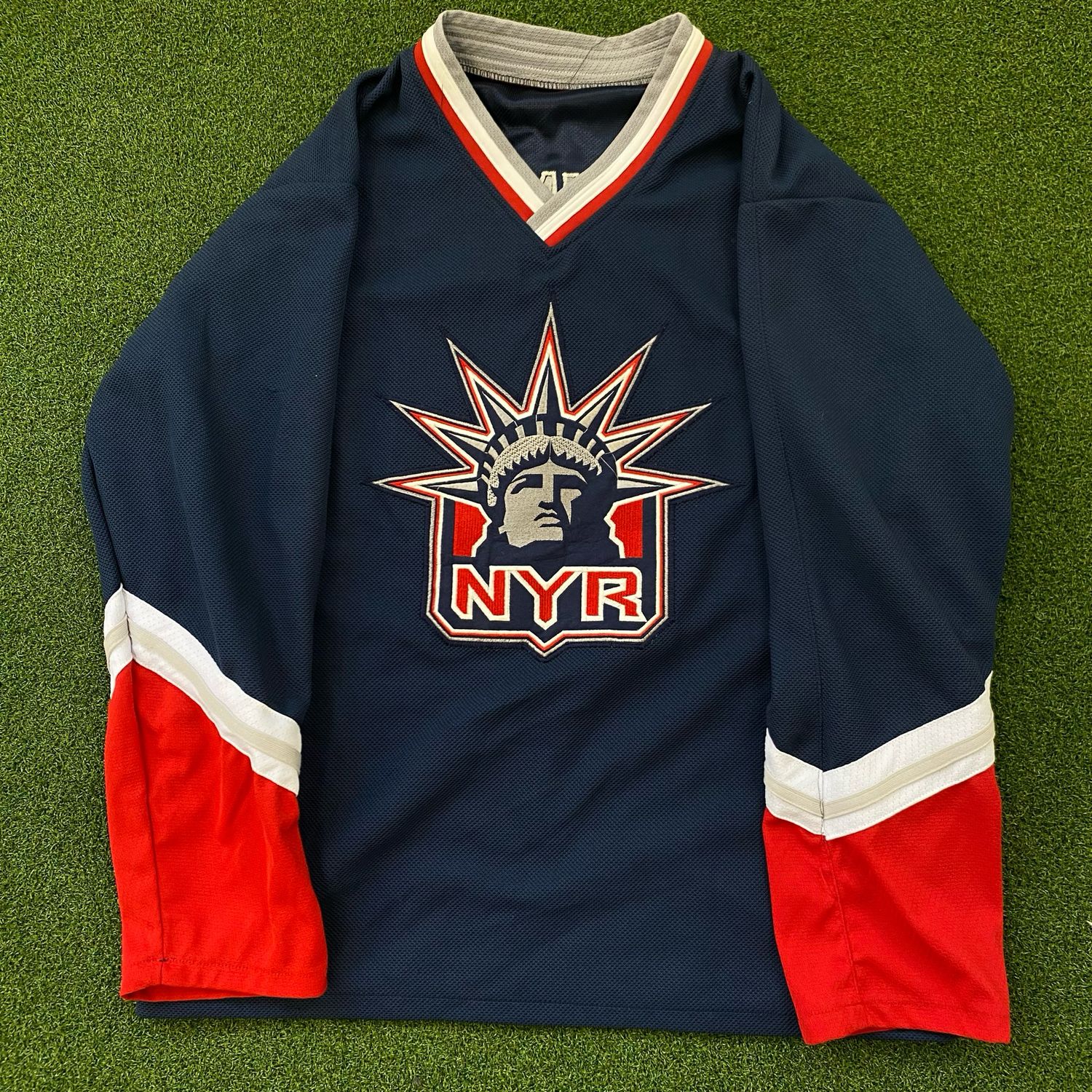 NYR Bushnell Vintage Hockey Jersey