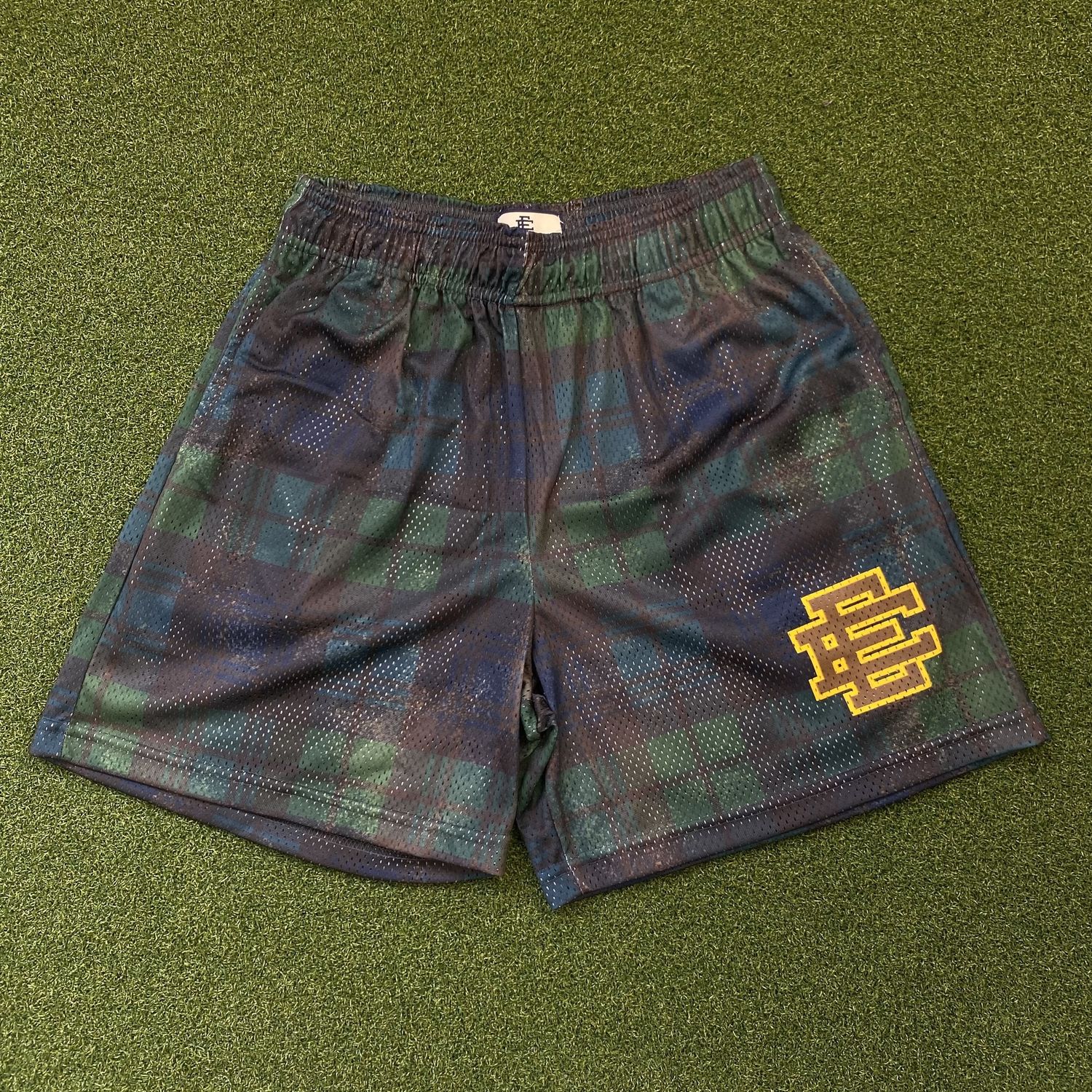 EE Shorts (Plaid/Green)