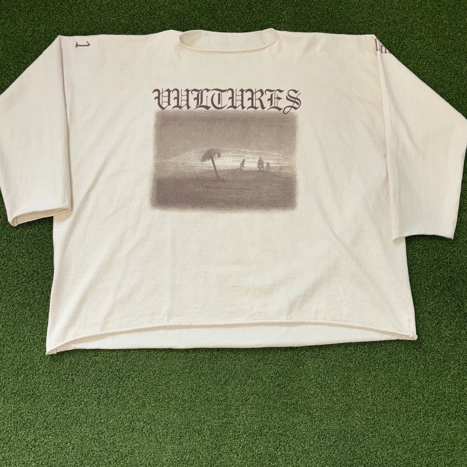 Vultures Long T (White)