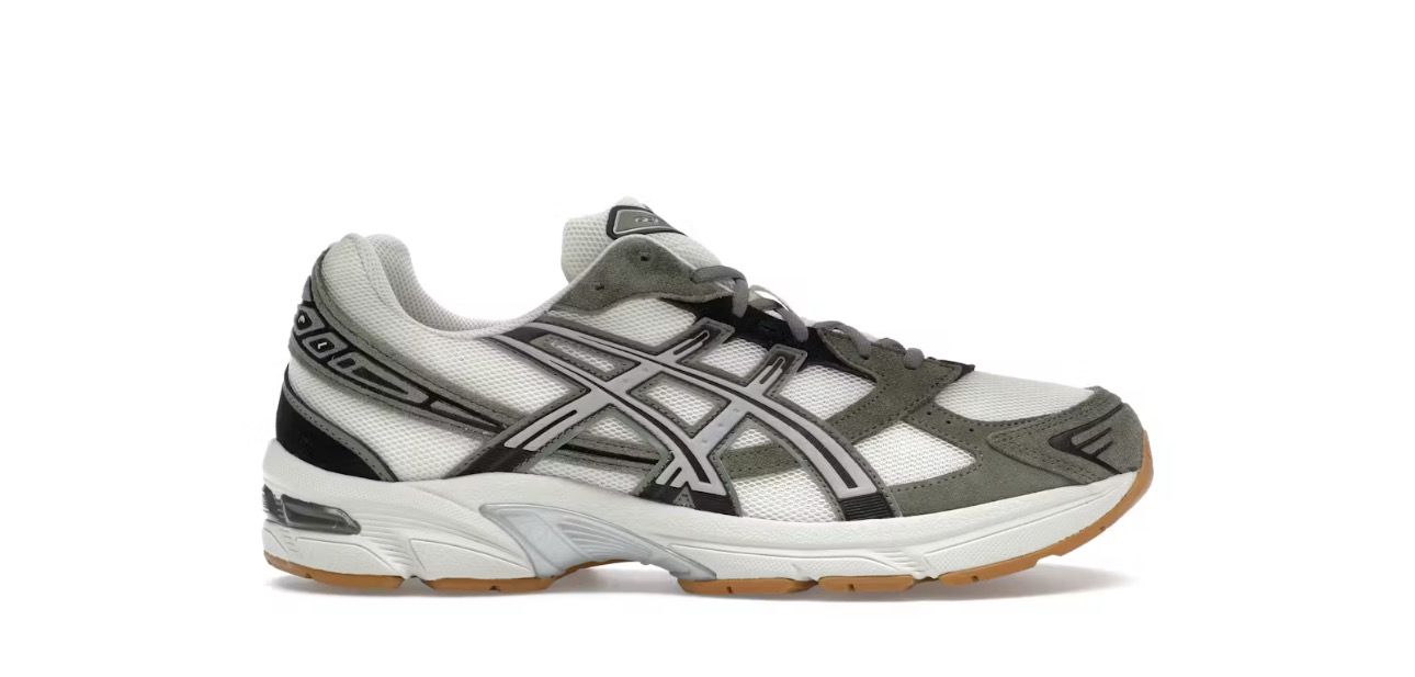 Asic pale oak Green Mantle