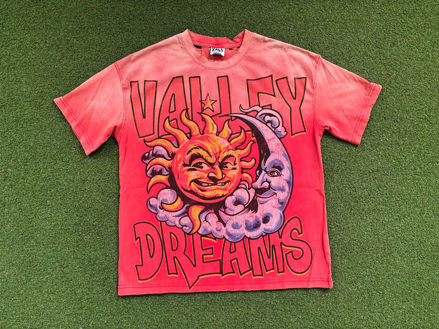 Vale Thrashed Sun Red Tee