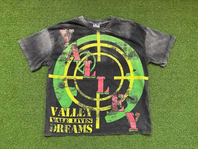 Vale Target Black Tee