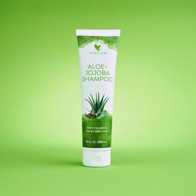 Forever, ALOE-JOJOBA SHAMPOO, Gently Cleanses For All Hair Types - 10 fl. oz. (296 mL)