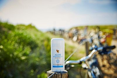 Forever, ALOE EVER-SHIELD, Deodorant Stick, Bar - 3.25 oz. (92.1 g)