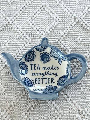 Blue Floral Ceramic Tea Bag Dish For Tea Lovers.