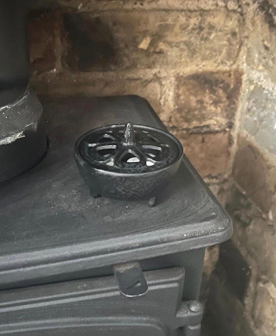 Cast Iron Stove Top Wax Warmer With 5 Wax melts Included