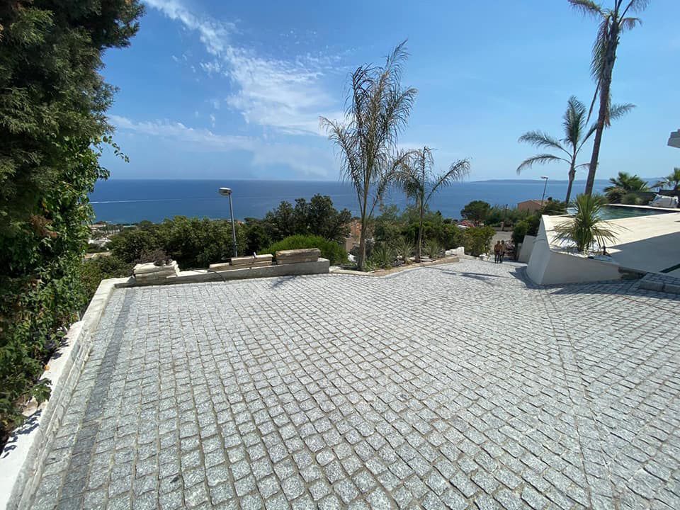 GRANITE COBBLESTONE 15 x 15 x 5 cm – Price per m² GRANITE COBBLESTONE 15 x 15 x 5 cm – Price per m²