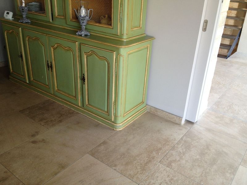 AMPILLY Antique Burgundy Limestone – Price per m²