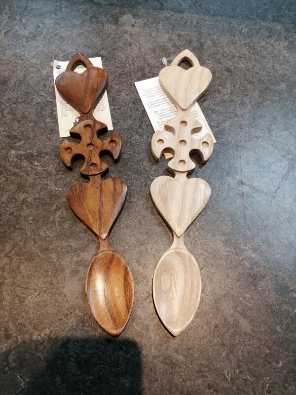 Lovespoon with Celtic Cross