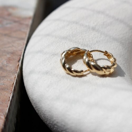 CHARLOTTE- 10k Gold Mini Dome Croissant Huggies