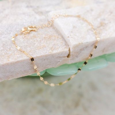 CAMILLE-10k Gold Buckle Chain Bracelet